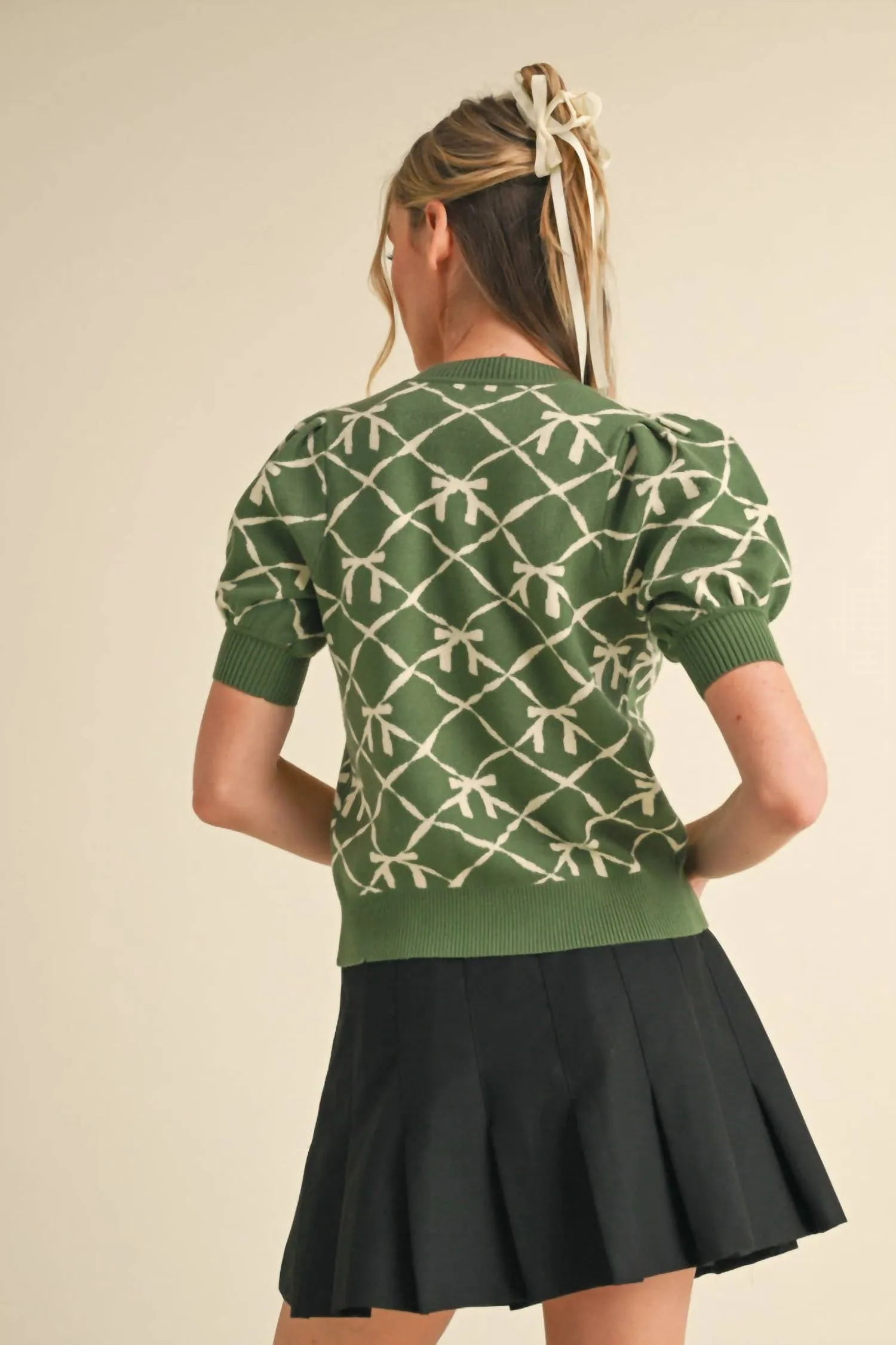 &Merci - Short Sleeve Bow Pattern Sweater