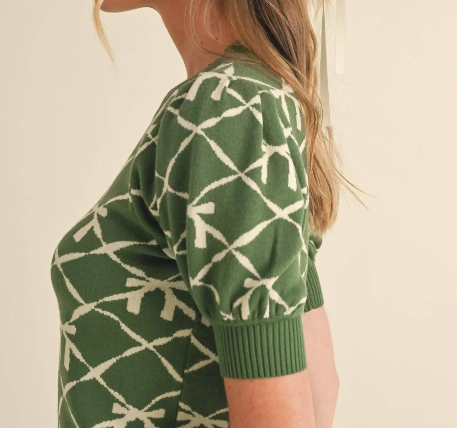 &Merci - Short Sleeve Bow Pattern Sweater