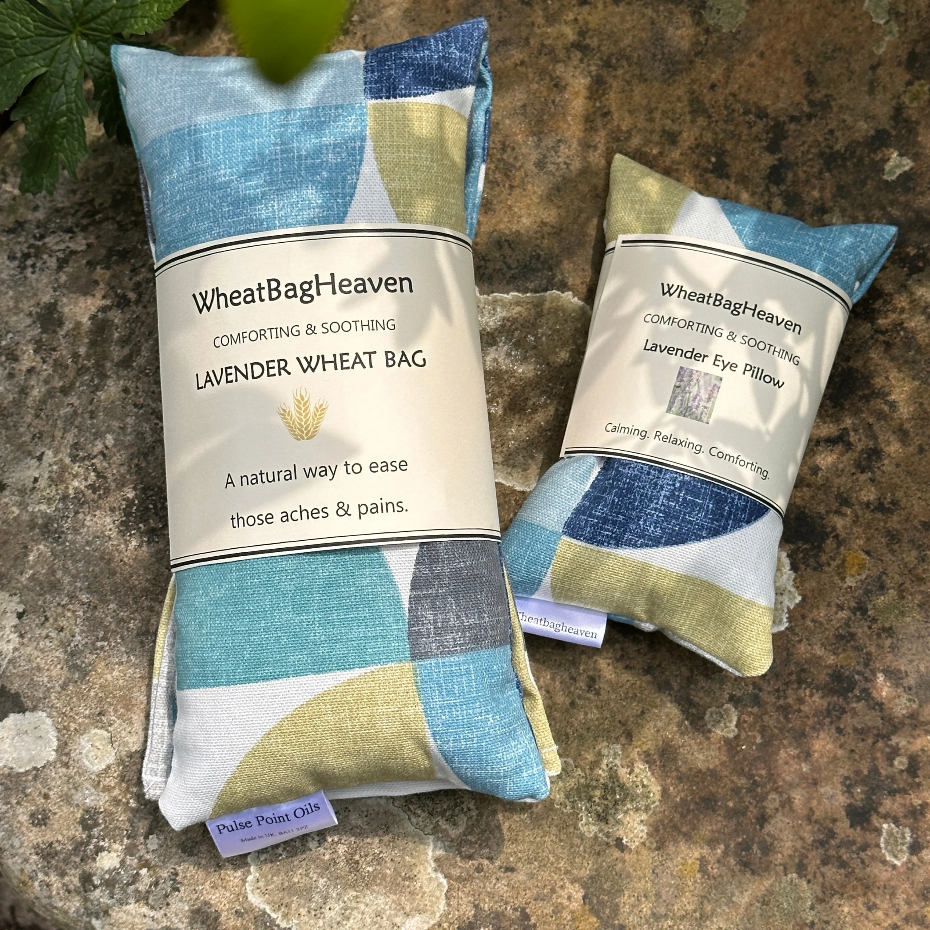 Aromatherapy heat pack wheat bag with English lavender. Reheat-able pad for natural wellness and wellbeing