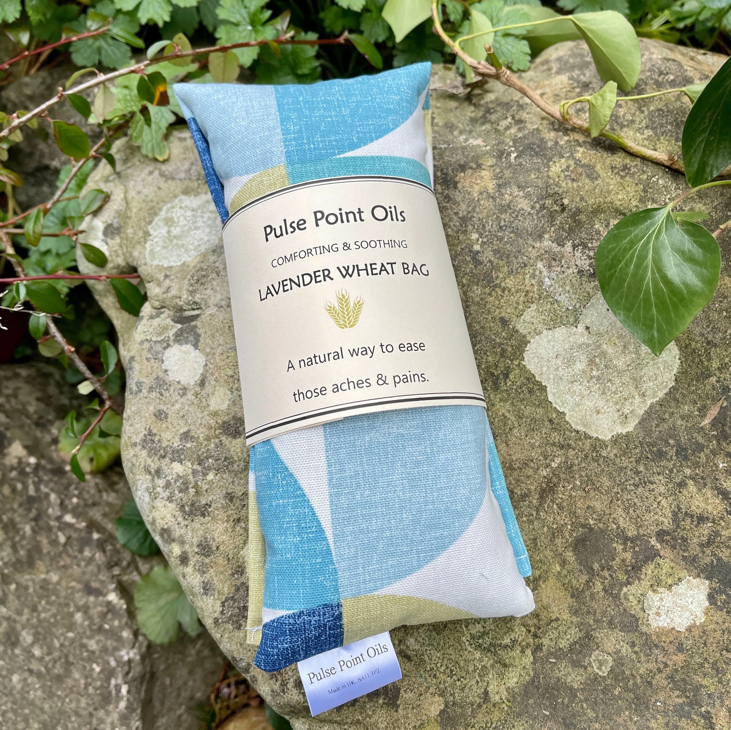 Aromatherapy heat pack wheat bag with English lavender. Reheat-able pad for natural wellness and wellbeing
