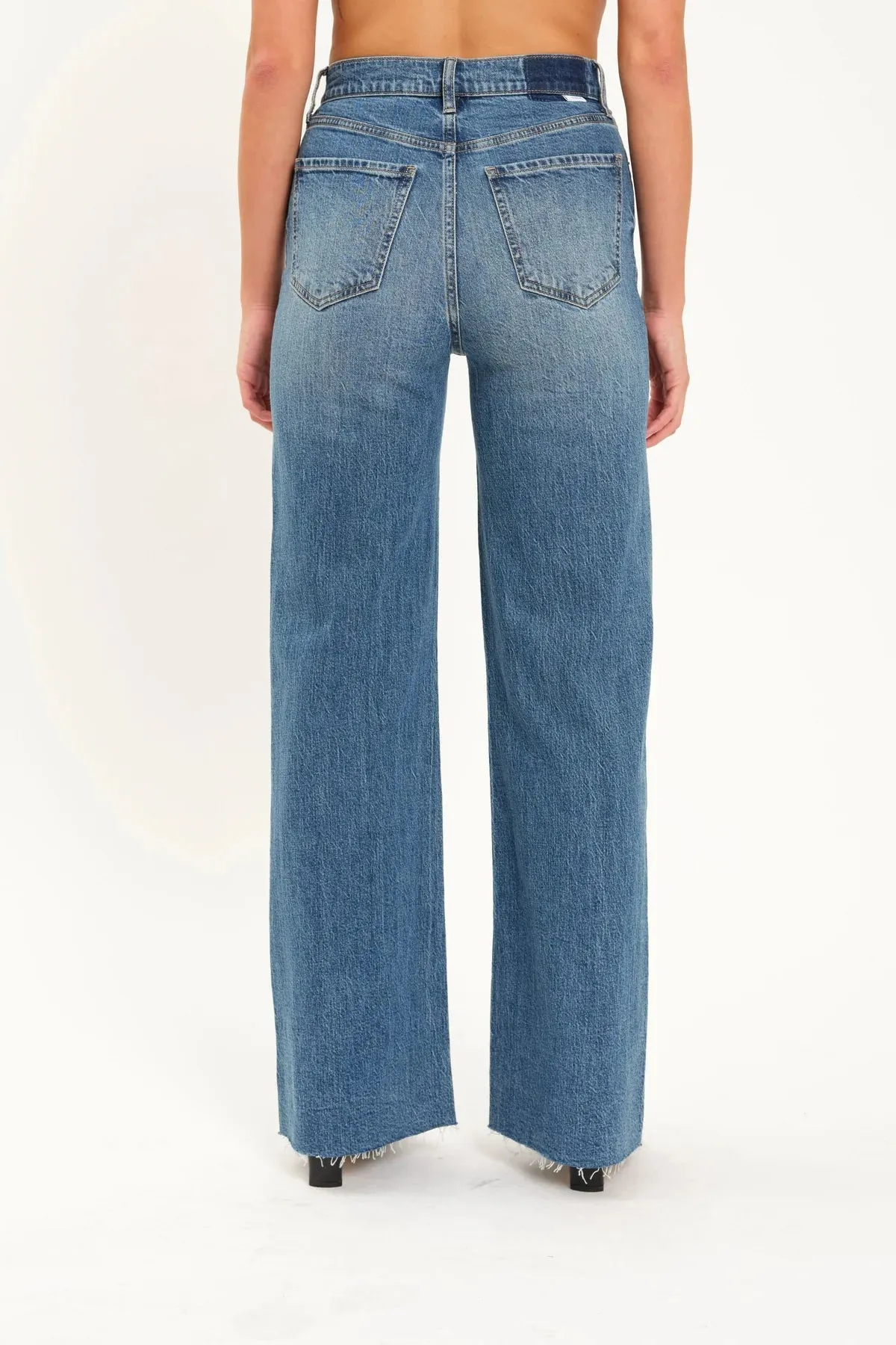 DZ00016205 Far Out High Rise Wide Leg Jean