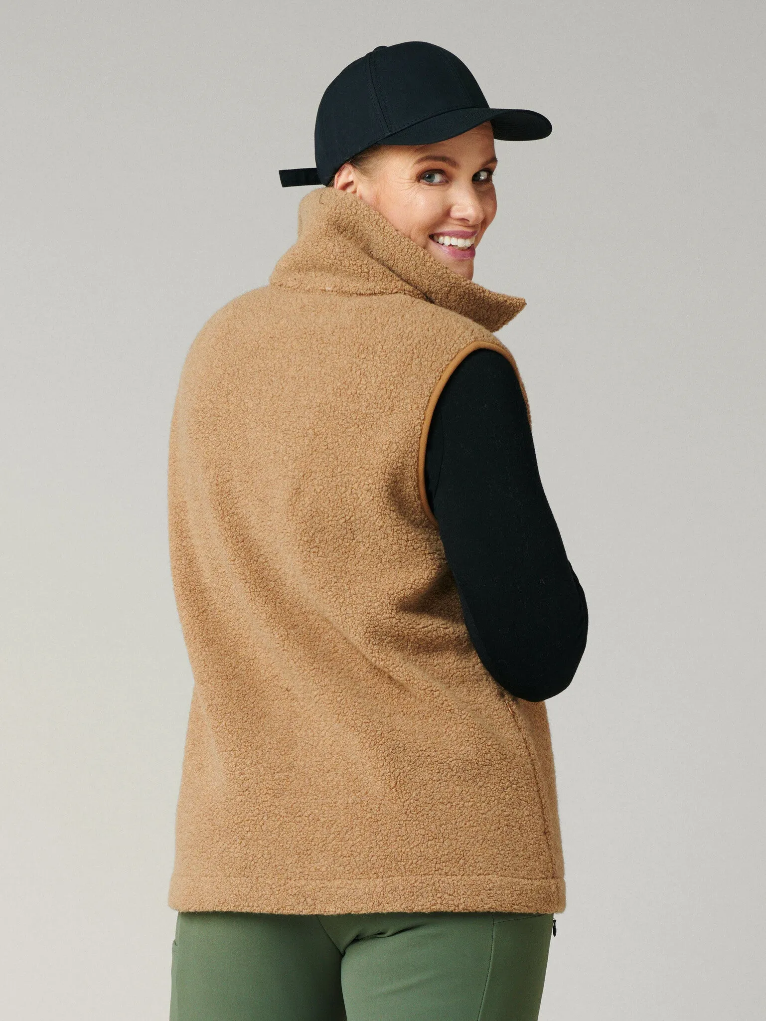 Minna Wool Fleece Vest Camel